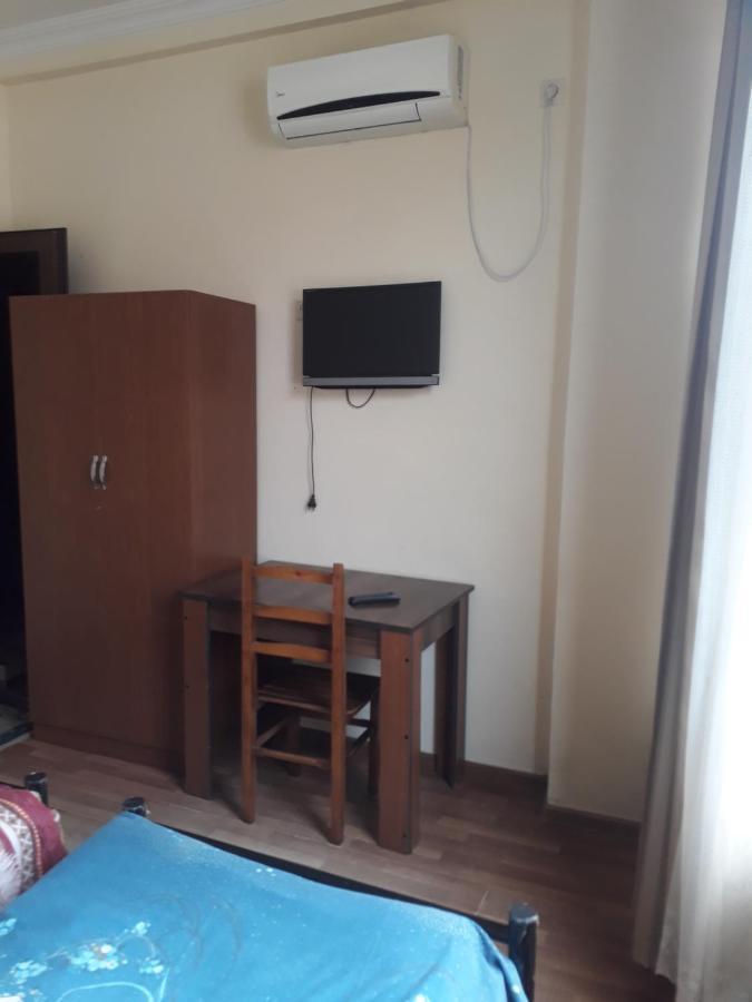 George Dom Hotell Batumi Eksteriør bilde