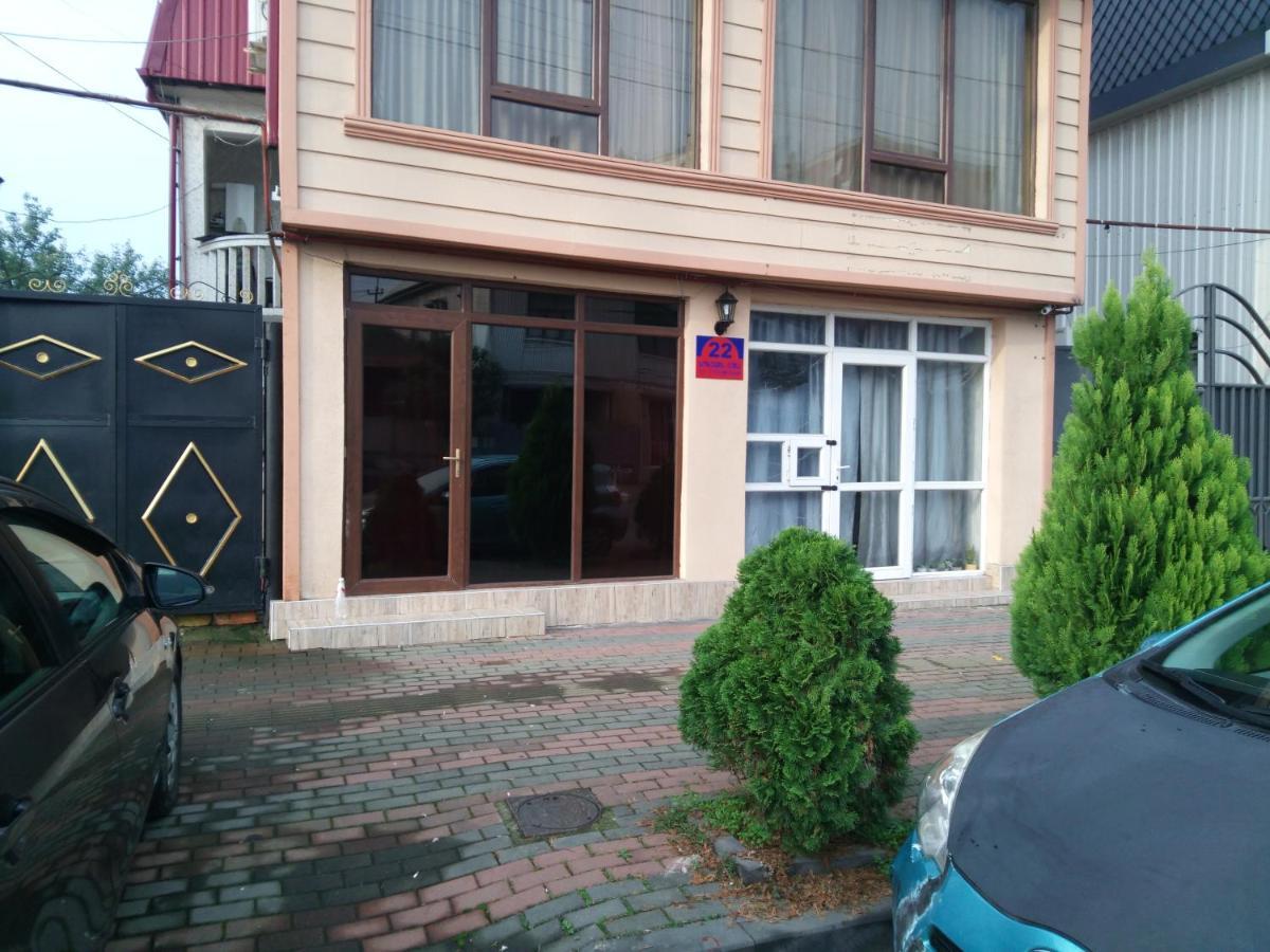 George Dom Hotell Batumi Rom bilde